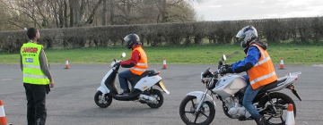Auto escuela de manejo - clases manejo de motos